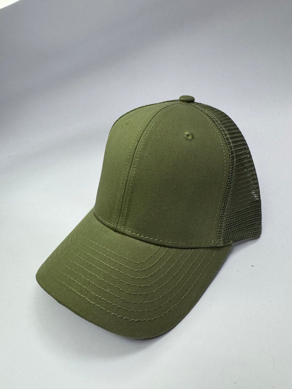 Gorra Trucker Basica Unicolor Verde Oliva